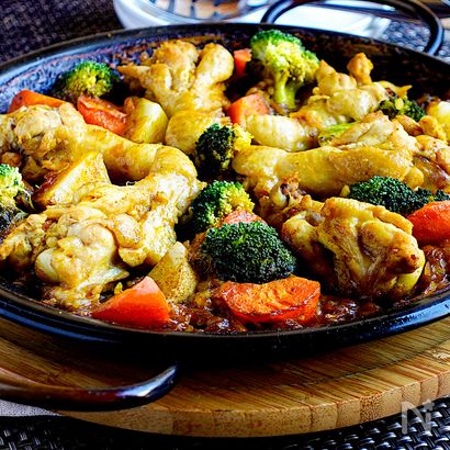 鶏肉とごろごろ野菜の『カレーパエリア』