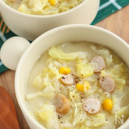15分で完成♫春キャベツとウインナーの豆乳スープ
