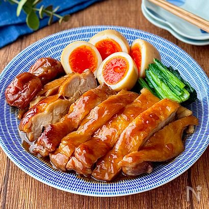 煮るだけカンタン♩鶏肉の梅はちみつ照り煮