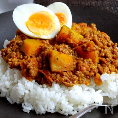 かぼちゃの「W使い」で『コクうまキーマカレー』