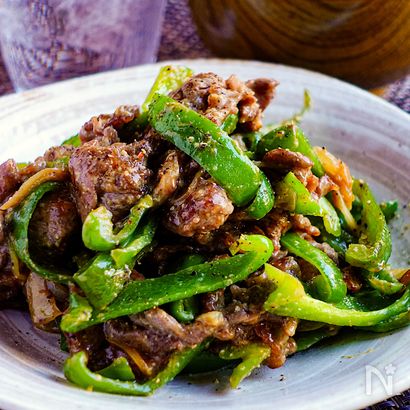 味が決まる白飯必須おかず【牛肉とピーマンの味噌炒め】