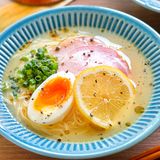 簡単なのにスープが本格的！【本格鶏だしの塩レモンそうめん】