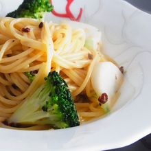 蕪とブロッコリーのペペロンチーノ