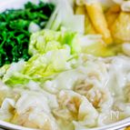 海老と蓮根のワンタン鍋。