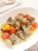 アサリとミニトマトの白ワイン蒸し