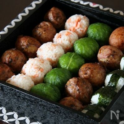 おにぎり弁当