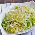 キャベツがもりもり食べられます！キャベツの塩揉みサラダ