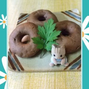 チョロリスの作ってみた!投稿(<焼くまで5分>簡単♡ベイクドチョコバナナドーナツ)