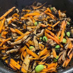 1053648の作ってみた!投稿(【ひじきの煮物】ほっこり和おかず！お弁当や作り置きにも◎)