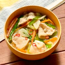 【たっぷり野菜のもつ鍋風スープ】栄養満点!おかわり必須♡