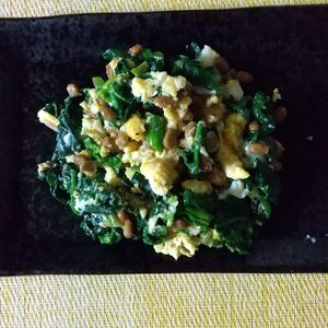チョロリスの作ってみた!投稿(マヨ炒めで美味さUP！ほうれん草と納豆の卵炒め)