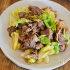 食材2つで簡単♪春キャベツと豚肉のにんにくみそ炒め
