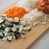重ね煮で作る【和風ミートソーススパゲティ】の工程1