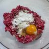 大人になってもやっぱり好きな「ピーマン肉詰め」の下準備