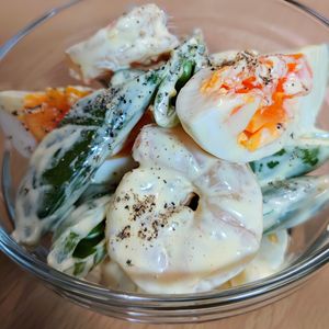 まゆのの作ってみた!投稿(やみつき♡スナップえんどうとむき海老と卵のコンソメマヨサラダ)