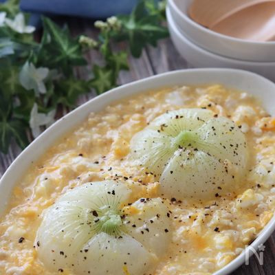 これはたまらん♡まるごと新玉ねぎのふわふわ卵鶏そぼろあんかけ