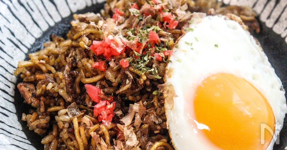 【本場のそばめし】ウスターソースだけで絶品！秘伝のレシピ