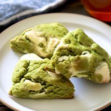 バターなしトースターでサクサク【チョコ抹茶スコーン】