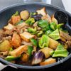 『豚バラ厚揚げと夏野菜のにんにく味噌炒め』コクうま☆簡単♪の工程4