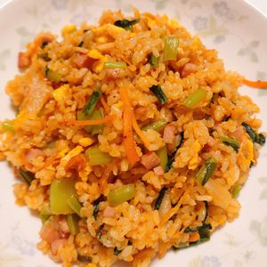 なーなの作ってみた!投稿(『キムチビビンバチャーハン』やみつき☆具沢山＊栄養満点♪)