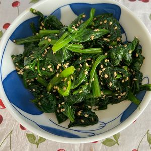 万福の作ってみた!投稿(【ほうれん草の柚子胡椒ナムル】美味しすぎる～箸が止まらない！)