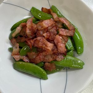 ひまわりの作ってみた!投稿(【スナップえんどうのカリカリベーコン炒め】今が旬♪おつまみに)