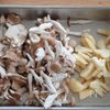 秋の旨み！きのことごぼうの混ぜ込みご飯の下準備