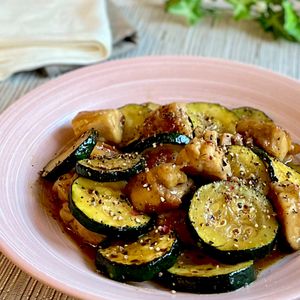 あゆの作ってみた!投稿(【鶏肉とズッキーニの照り焼きペッパー】ジューシー♪ 激旨！)