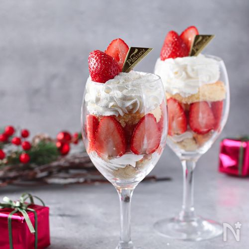 【クリスマスに♡】グラスで作るショートケーキ