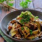 レンジで簡単！なすとひき肉の甘辛煮