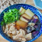 年越しそばにも◎【茄子と長ネギの豚バラつけそば】