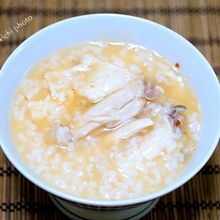 「あなわた」でピリッと優しい味の中華がゆ