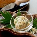 そら豆のパルミジャーノ・レッジャーノ白和え