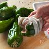 チーズ入り丸ごとピーマン肉巻き/辛味噌ダレの工程3