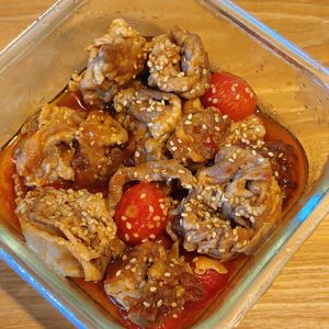 るぅの作ってみた!投稿(【豚こまと湯むきトマトの酢豚風】食材２つでパパッと完成！)