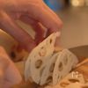 【蓮根と豆苗の梅サラダ】シャキシャキさっぱりおつまみの工程1