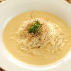 トウモロコシのすり流しそうめん、白ゴマ風味