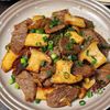 【牛肉とエリンギのガリバタ炒め】ぱぱっと♪ご飯が進むごちそう