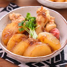 【手羽元と大根のおかか煮】お肉がほろっと♡ボリューム満点！