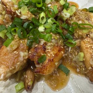 ひまわり🌻の作ってみた!投稿(鶏肉の甘酢ねぎ炒め(調味料2つだけ！ぽん酢で簡単！))