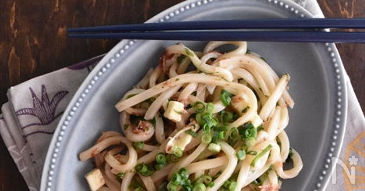 レンチン４分するだけ！やみつきになる！おかかチーズうどん