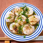 ちょっと香ばしい「炙りホタテのカルパッチョ」