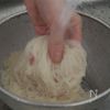 明太トマトだれ 青じそそうめんの工程3