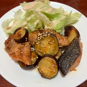 りんごの作ってみた!投稿(鮭と長いものバター醤油照り焼き【#簡単 #男子が喜ぶ】)