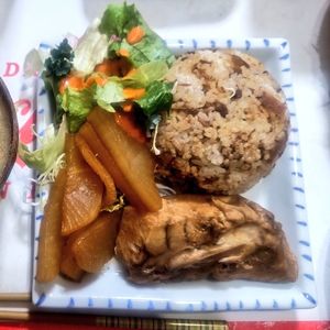 moの作ってみた!投稿(【ぶり大根】ぶりカマでぶり大根。)