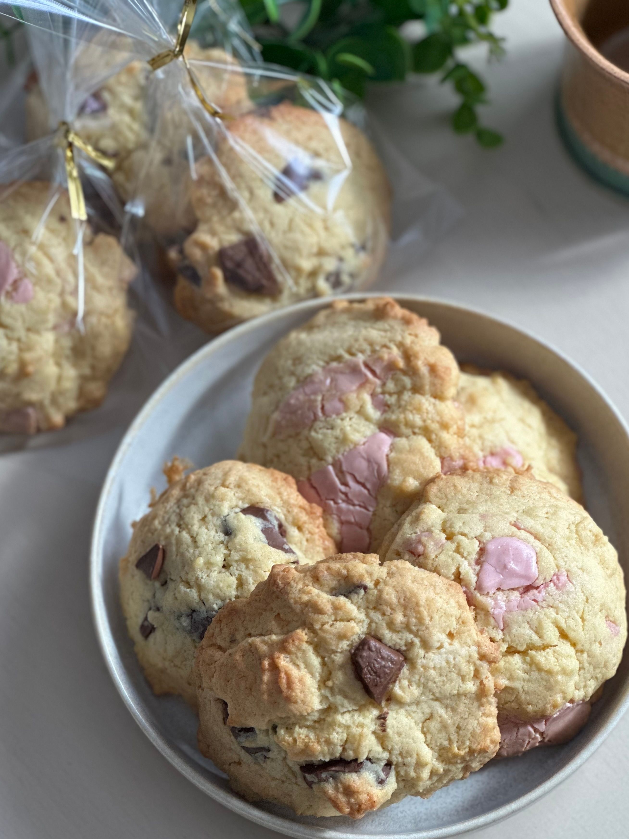 ホットケーキミックスで♡チョコチップのチャンククッキー | レシピ