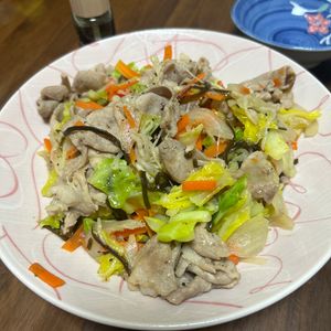 フミ✨の作ってみた!投稿(【塩こんぶで肉野菜炒め】パパッと栄養満点！うま味たっぷり)