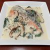 りんごの作ってみた!投稿(鮭とほうれん草のクリーム煮【チーズでコクアップ♪洋風魚料理】)