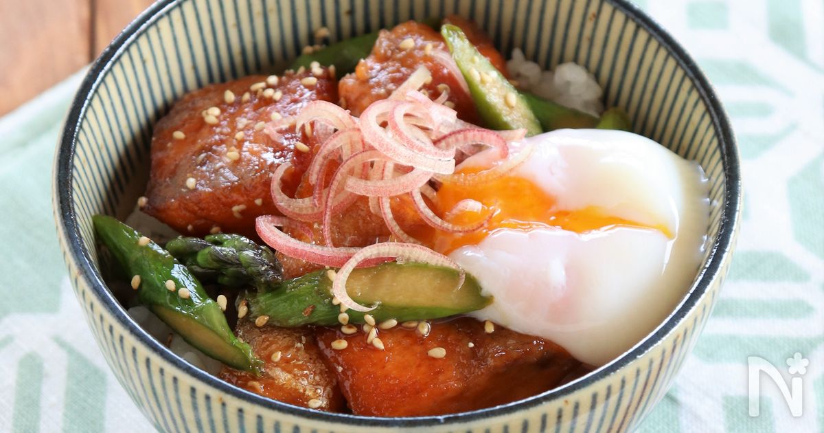 鮭とアスパラの温玉ごはん