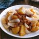 新じゃが新たまと牛こまの甘辛バター炒め